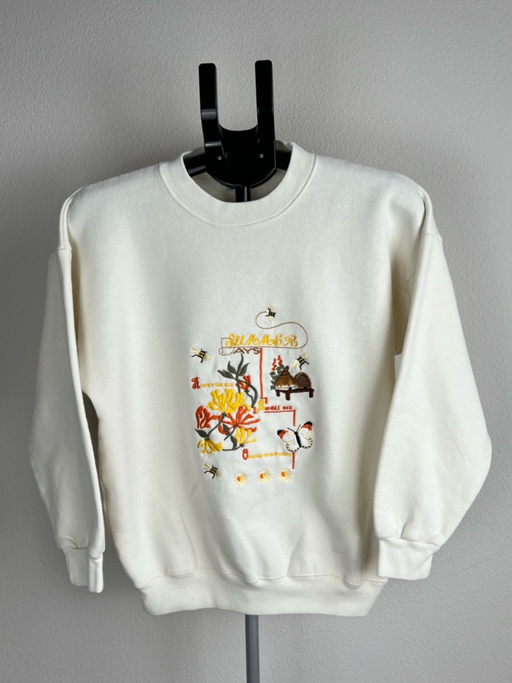 Vtg Acorn Leisure Sweatshirt Made in England Embroidered Cottagecore Cream S/M